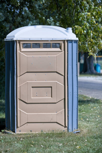 Best Porta potty delivery and setup  in Levittown, PA